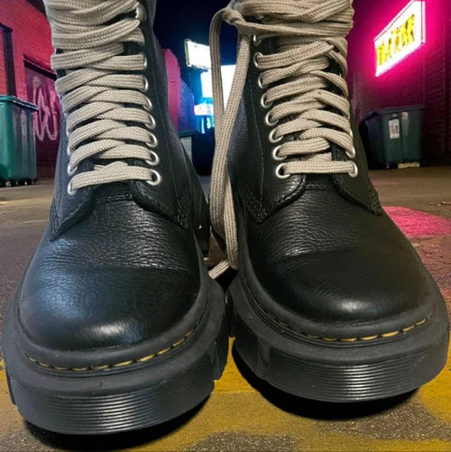 NIB!!! ITS TRUE!! RICK OWENS X DR MARTENS SZ 7 FOR WOMEN 6 FOR MEN