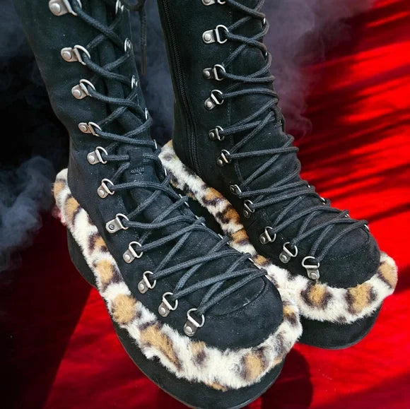 NWT Flash On Leopard Boots Current Mood SZ 8 SOLD OUT ONLINE